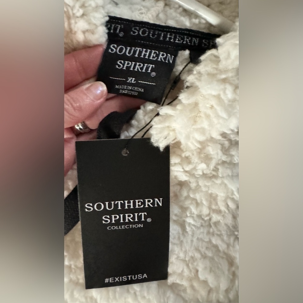 Southern Spirit Sherpa Collection color - Natural - Picture 3 of 5